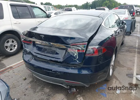 2013 Tesla Model S from USA, damaged, VIN 5YJSA1CN7DFP06683